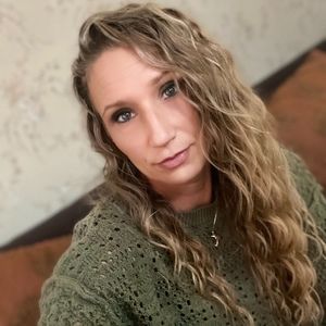 Meet your Posher, Alana